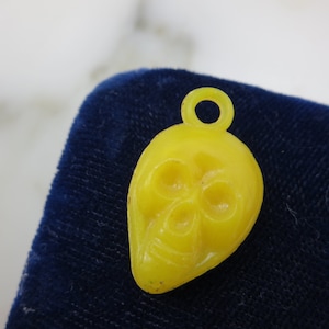 Skull Cracker Jack Charm - Yellow Plastic Celluloid Pendant, Cracker Jack Prize