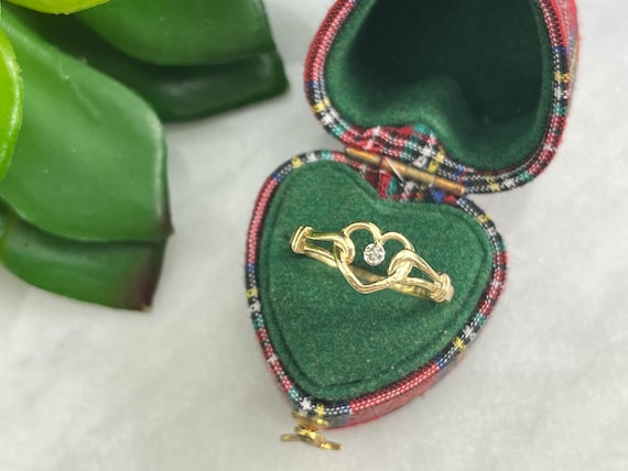 10k Gold Diamond Heart Ring - Vintage Rings for W… - image 7