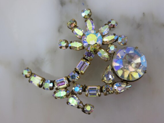 Vintage AB Rhinestone Brooch - Weiss Jewelry Auro… - image 9