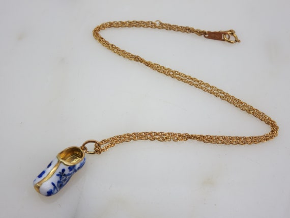 Vintage 18k Enamel Dutch Shoe Pendant Necklace wi… - image 2