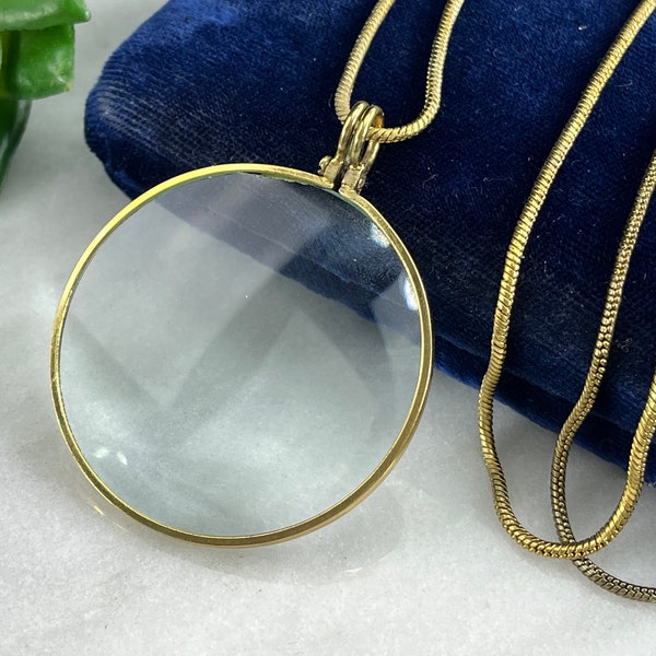 Magnifying Necklace Pendant - Vintage Gold Tone Magnifier Jewelry