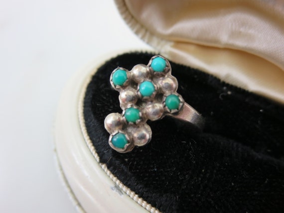 Precious Petite Vintage Native American Zuni Blue Gem Turquoise Sterling Silver Bracelet Precious Petite Vintage Native American Zuni Blue Gem Turquoise Sterling Silver Bracelet