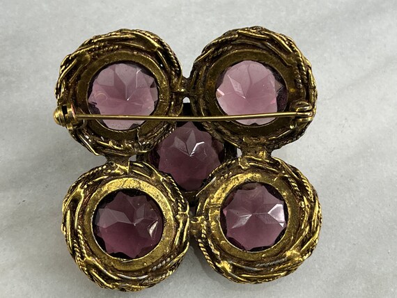 Broche Fantaisie Ancienne Métal Doré Avec 3 Pierres Violettes - Vintage Bon état