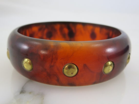 vintage lucite bracelet
