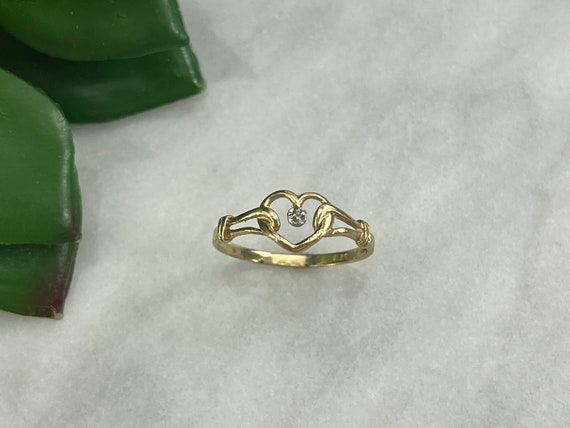 10k Gold Diamond Heart Ring - Vintage Rings for W… - image 6