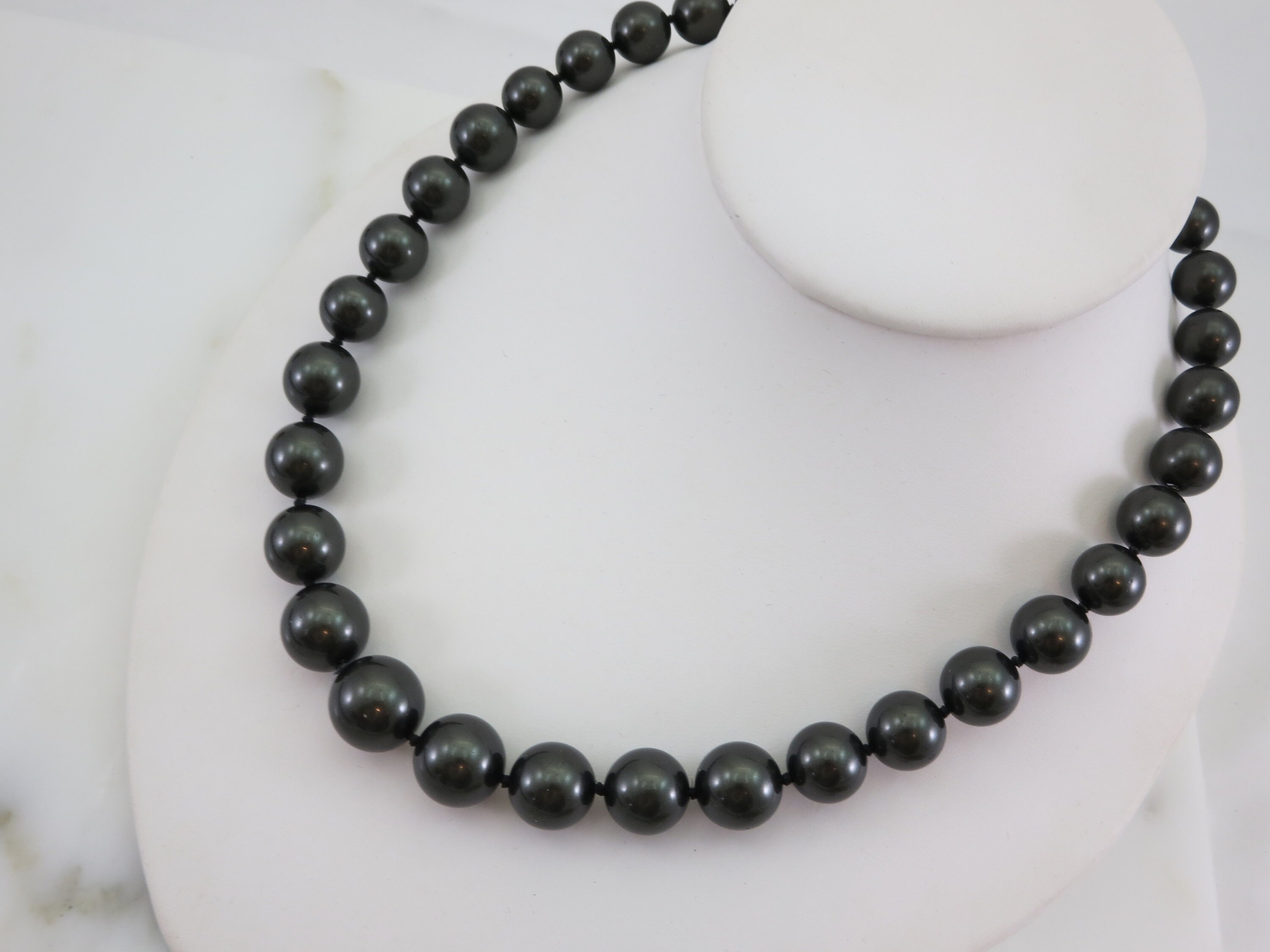 Faux Tahitian Black Pearl Necklace With 