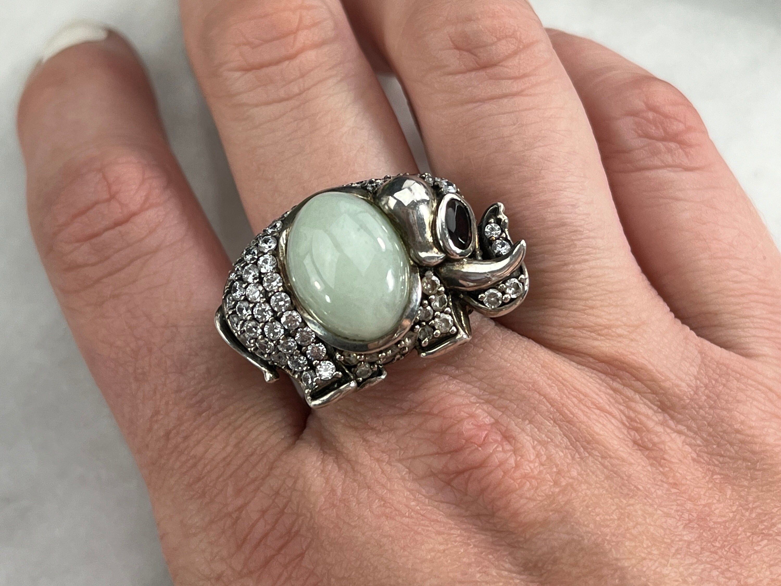 Jade Elephant Ring Jadeite Garnet and Sterling Silver Statement Ring Vintage Rings for Women Size 8 Etsy Canada