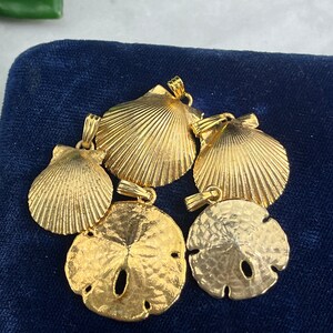 Vintage Gold Tone Shell and Sand Dollar Necklace Pendan Lot image 1