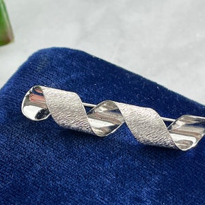 Sterling Silver Swirl Brooch - 1960s Modernist Sterling Silver