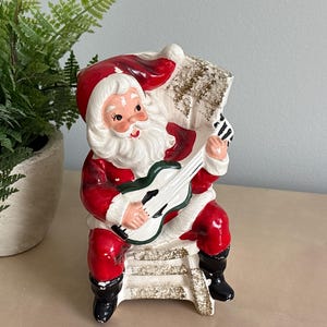 Vintage Mid Century Calart Santa Guitar Planter – 1950s Christmas Ceramic Decor