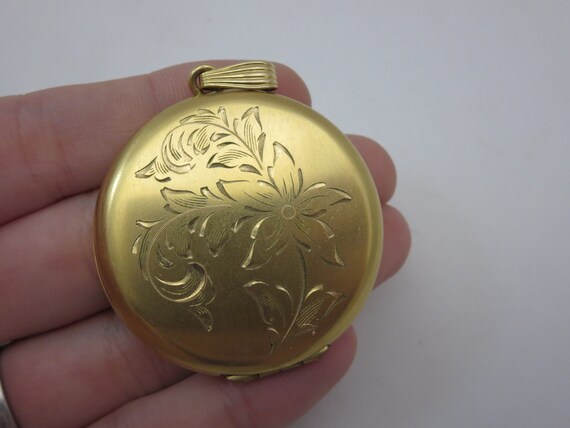 Gold Round Locket - Vintage Etched Floral, 12k Go… - image 2