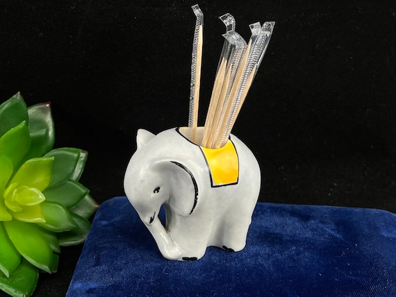 Porta stuzzicadenti in ceramica con elefante Simpatico animale in  porcellana -  Italia