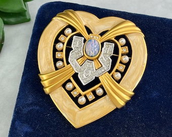 Elizabeth Taylor Avon Brooch: Heart of Hollywood Rhinestone Faux Opal