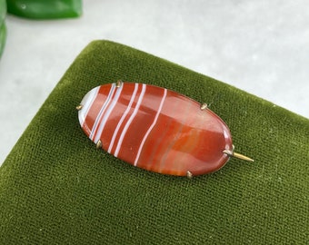 Victorian Banded Agate Brooch - Estate Jewelry