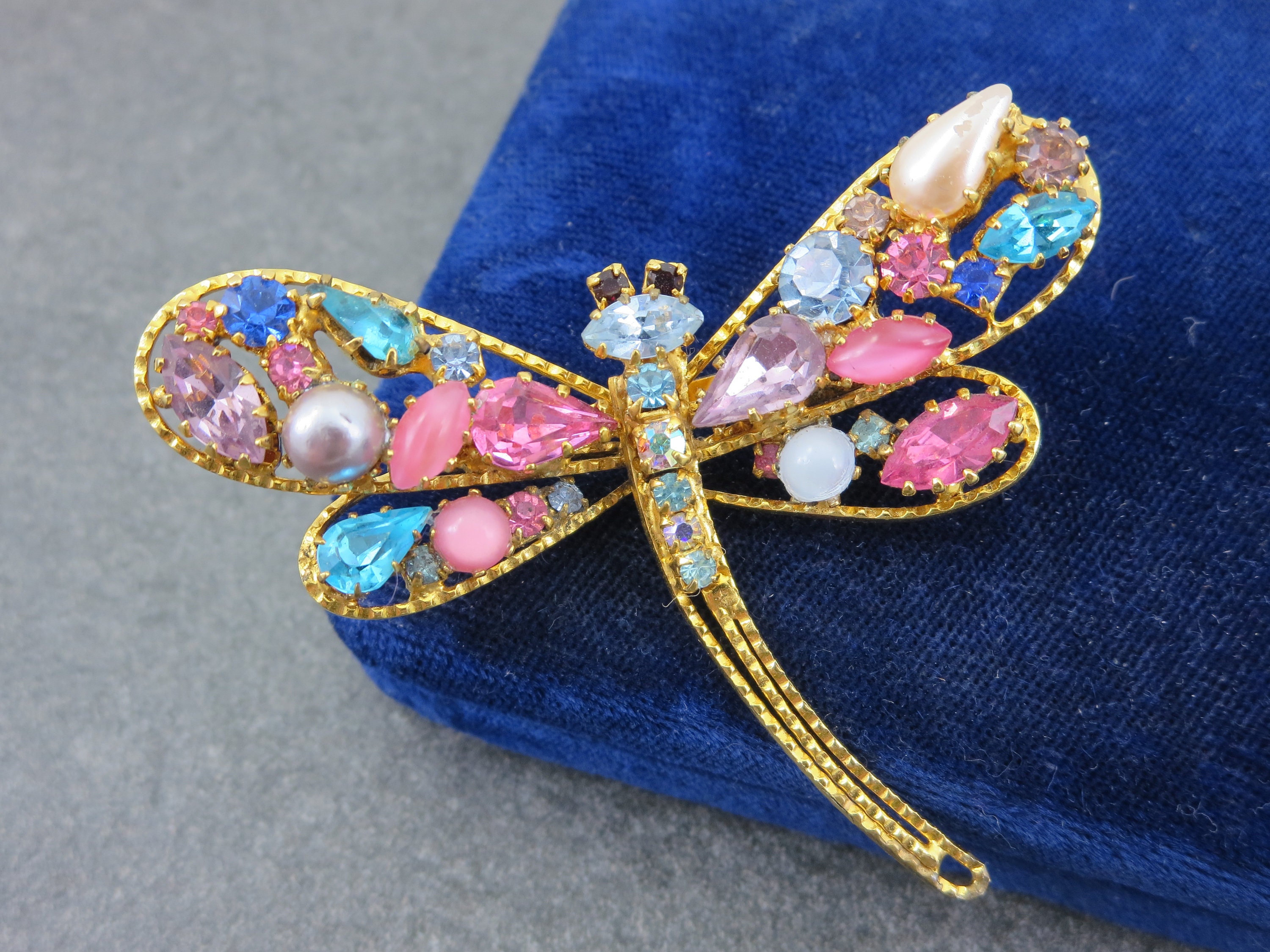 2 in 1 Vintage Gold Crystal Rhinestone Dragonfly Brooch Pin Chain Necklace Gift 2 in 1 Vintage Gold Crystal Rhinestone Dragonfly Brooch Pin Chain Necklace Gift