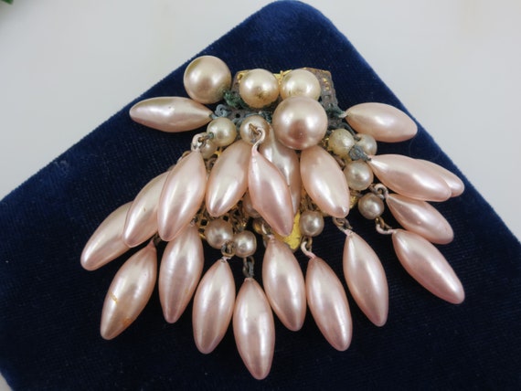 Vintage Pink Faux Pearl Beaded Dress Clip - 1930s - image 1