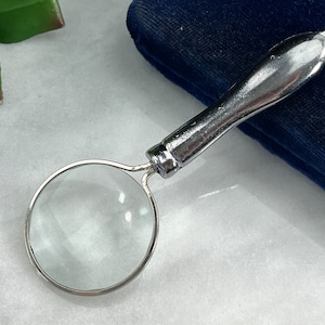 Magnifying Glass Necklace Pendant - Silver Tone, Magnifier Jewelry