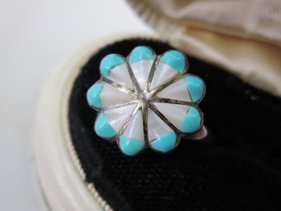 Size 6.5 Native American Sterling Inlaid Flower Ring