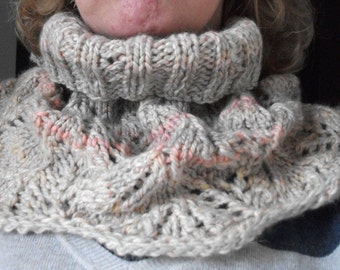 Chunky Knitted Lace Cowl