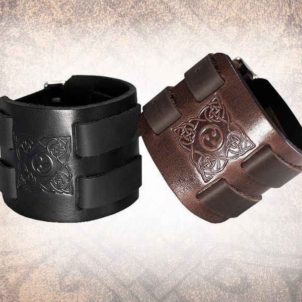Triskel celtique - manchette en cuir, bracelet en cuir, bracelet en cuir, manchette en cuir noir, manchette celtique - personnalisé pour vous (1 manchette seulement)