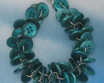 Peacock Blue Green Chunky Button Bracelet