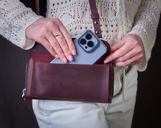Lavarach Borsa A Tracolla Donna In Pelle Vegana Con Protezione RFID - Piccola E Leggera Con Cinghia Regolabile - 2 Scomparti E 5 Slot Per Carte - Regalo Per Compleanno E Feste