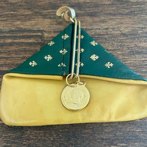 Vintage Italian Leather Coin Purse/Wallet Fleur De Lis Triangle