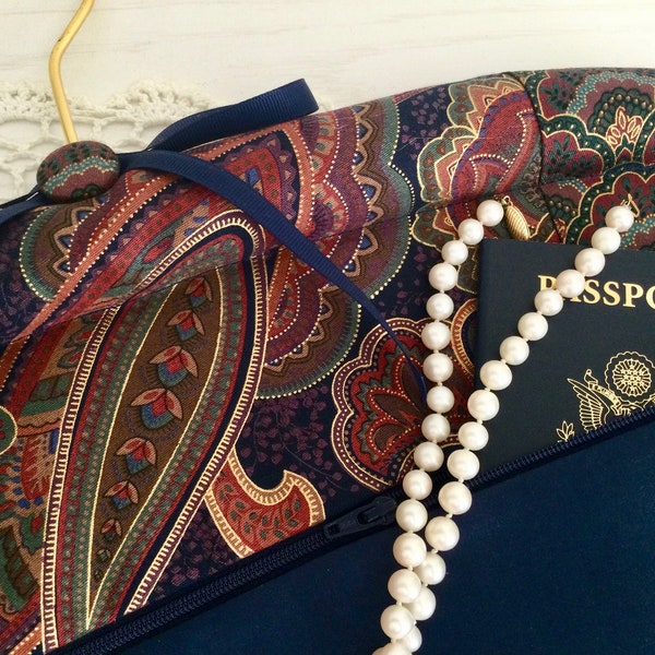 Paisley Travel Closet Hanger Kluis met zak voor paspoort en sieraden