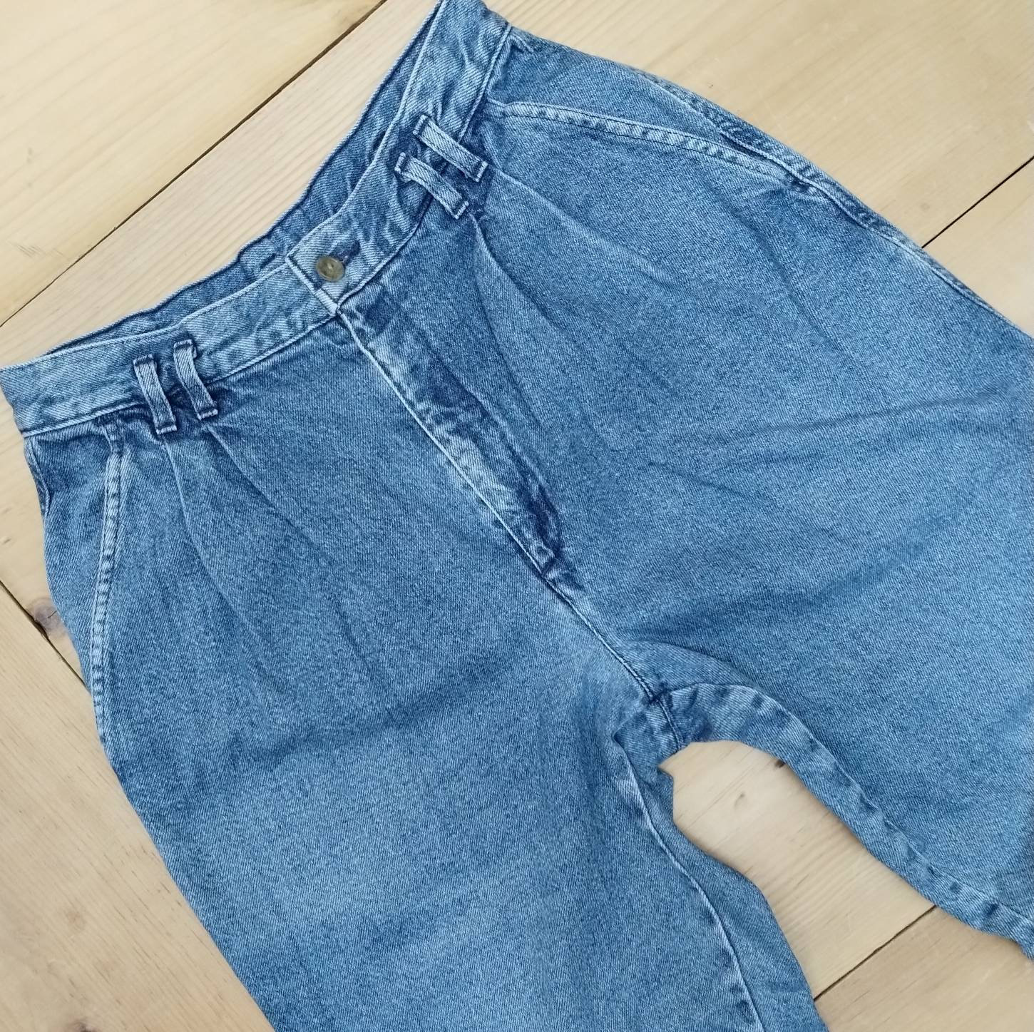 Vintage DOCKERS Jeans // Vtg Made in the USA Distressed Faded