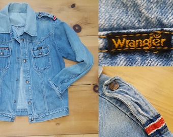 Vintage 1970s WRANGLER Distressed Denim Jacket w/Seaming  Epaulettes + Ginebra San Miguel Ribbon Accents