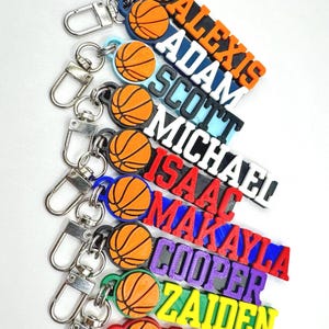 40% DE DESCUENTO AL POR MAYOR Llavero personalizado de baloncesto, etiqueta con nombre de baloncesto personalizada, llavero de recuerdo de fiesta de baloncesto, regalos de equipo de baloncesto impresos en 3D