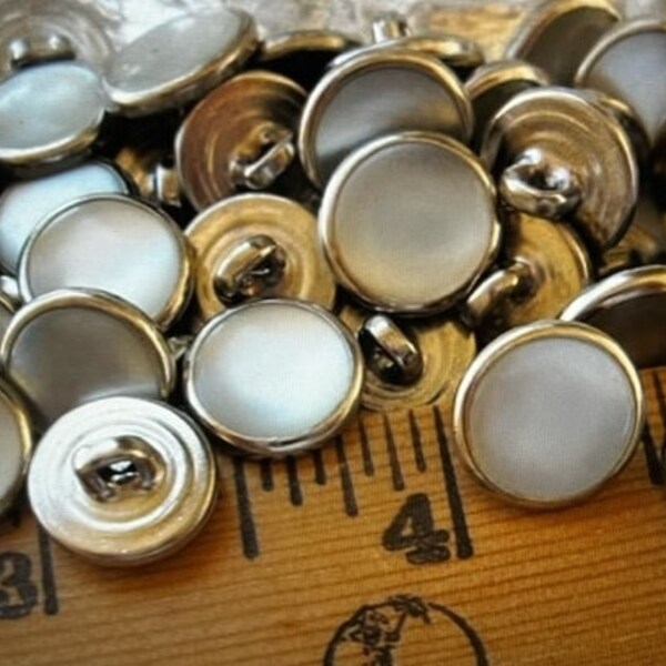 BULK NEW silver and faux pearl metal 1/2 inch round shank button 25 buttons