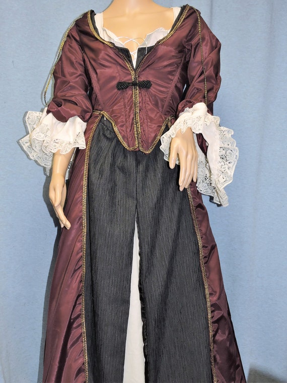 Custom made Elizabeth Swann 3 piece set linen shift. overdress with corset and under dress