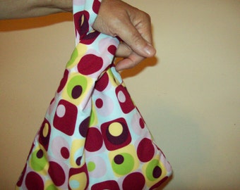 knot bag wristlet