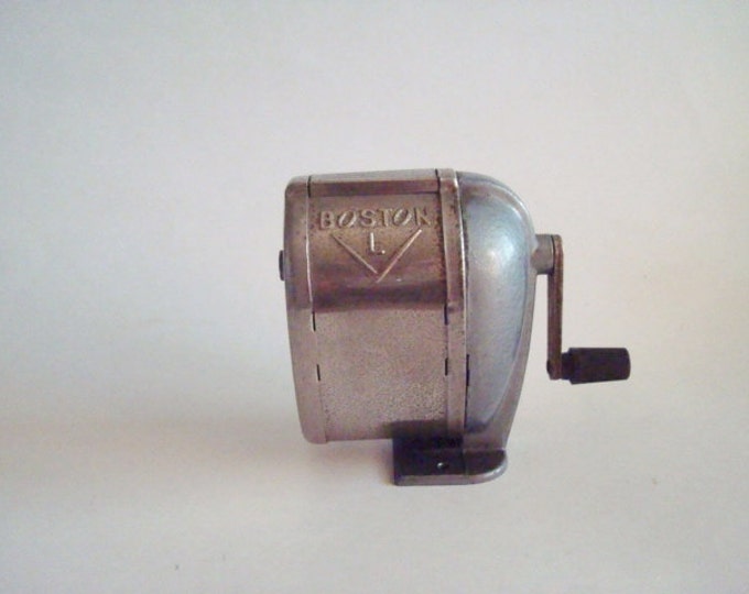 Vintage Boston L Pencil Sharpener Etsy