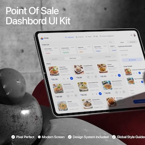 Pode incluir: Um tablet exibindo um kit de interface de usuário para painel de ponto de venda com uma grade de itens de menu, preços e detalhes de pedidos. A tela mostra guias de navegação, informações do cliente e listas de pedidos.