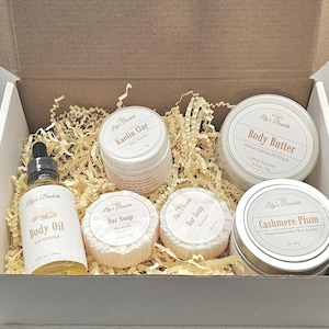 Natural Bath & Body Basket – Handmade Spa Set, Self Care Gift