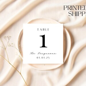 Gedruckte Tischnummer Set, Tischnummern für den Hochzeitsempfang, Beschilderung für das Abendessen, minimalistische quadratische Tischnummern, exklusives Galaangebot