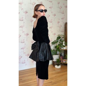 Vintage 80's Black Velvet Velour Satin Peplum Cocktail/Prom Dress Size 9