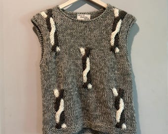 Vintage Sheridan Unique Inc Gray and White Sweater Vest Women’s Size Medium