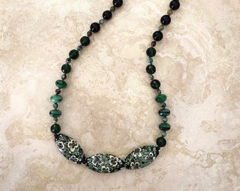 Mixed Bead Choker in Emerald, Black and Cream Gemstones and Glass Beads