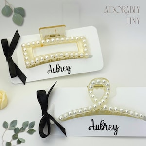 Pearl Claw Clip: Elegant Wedding Hair Accessory for Bridesmaids