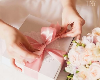 Personalized Kraft Gift Box with Ribbon - 6x6x4 Empty Bridesmaid Box