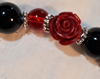 Stretch beaded bracelet