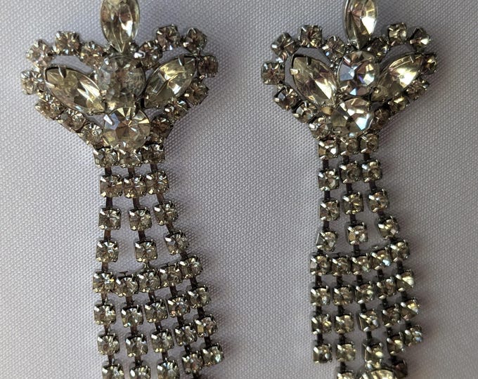 Featured listing image: Vintage Heart Rhinestone Earrings - Silver Tone - Wedding Bridal Accessory