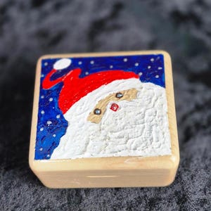 Santa Music Box: Hand-Painted Holiday Keepsake  Includes music!