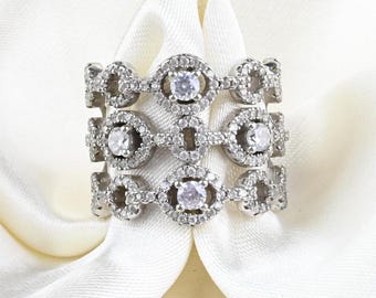 Vintage-Ring aus Sterlingsilber mit Zirkonia, Größe EU 57 (US 8, UK P), funkelnder Ring, 925er Sterlingsilberring, Statement-Ring im Vintage-Stil