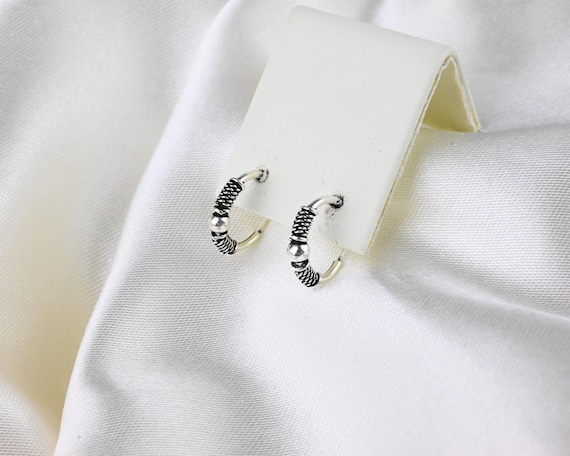 Vintage Sterling Silver Bali Hoop Earrings, 925 Sterling Silver Earrings, Hoop Silver Earrings, Vintage Bali Earrings, Small Hoop Earrings
