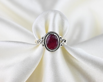 Vintage Sterling Silver Ruby Ring, Size EU 54 (US 7, UK N), 925 Sterling Silver, Red Gemstone Ring, Vintage Ring, Vintage Jewelry, Ruby Ring