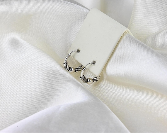 Vintage Sterling Silver Bali Hoop Earrings, 925 Sterling Silver Earrings, Hoop Silver Earrings, Vintage Bali Earrings, Small Hoop Earrings